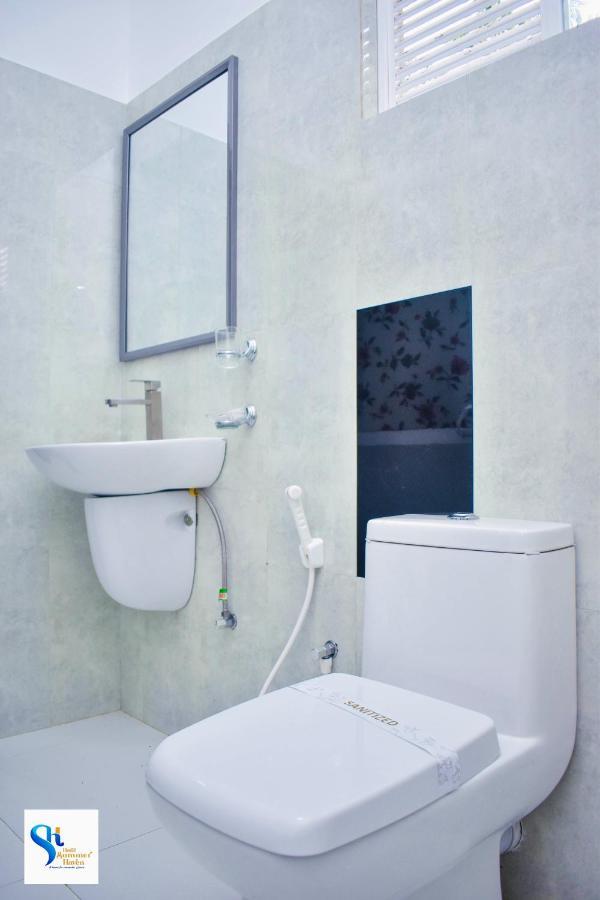 Hotel Summer Haven Полонарува Екстериор снимка